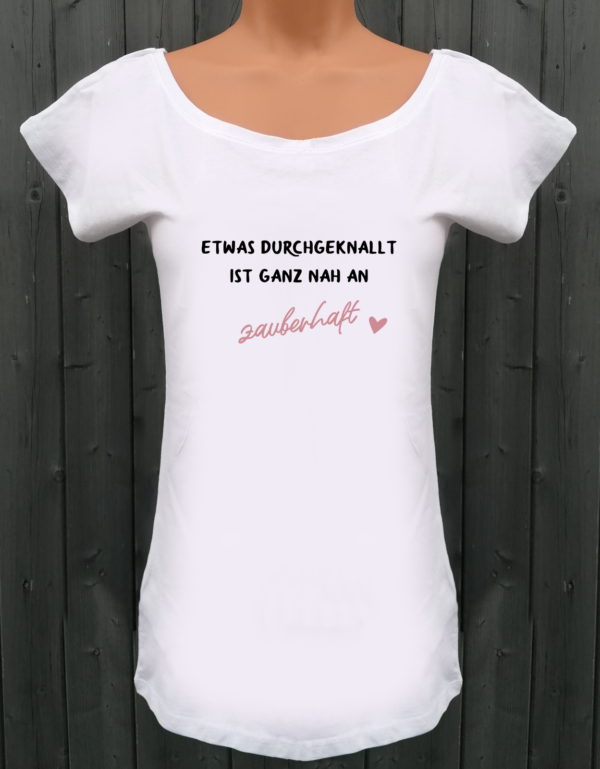 weißes T-Shirt Etwas durchgeknallt ist ganz nah an zauberhaft roségold